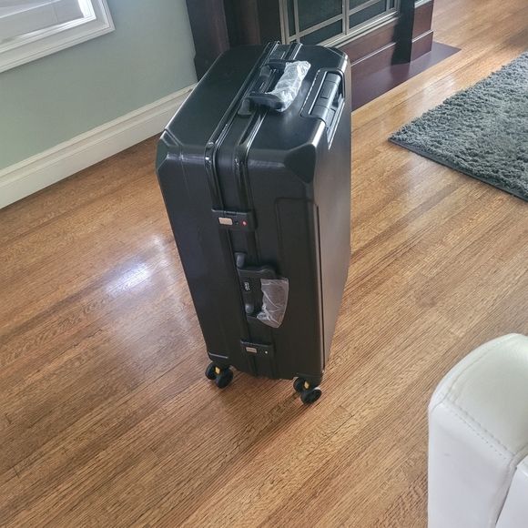 Suitcase - Picture 6 of 6